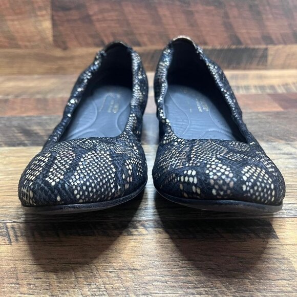 Donald J Pliner Women’s Abram Snake Black Fabric Slip On Flats Size 9.5 - Picture 2 of 8